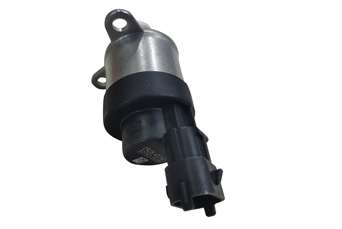 Fuel metering valve