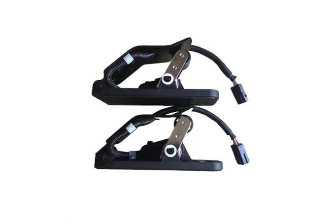 Electronic accelerator pedal