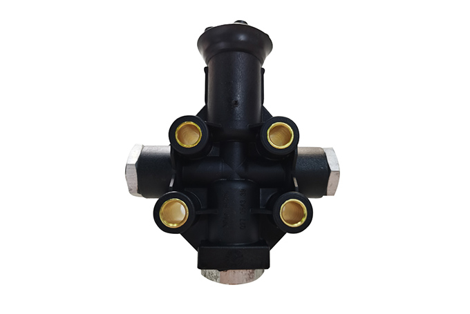 Leveling valve