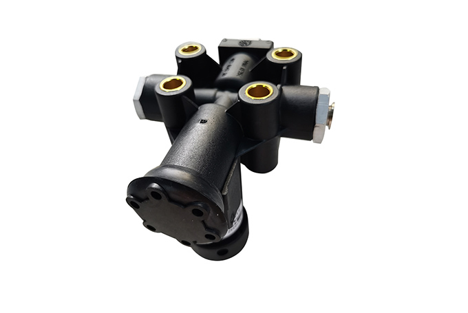 Leveling valve