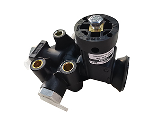 Leveling valve